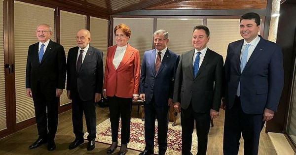 CHP ve HDP'den danışıklı dövüş: CHP ve HDP planlı oyun içinde! Cumhur İttifakı'na karşı 6-8 parti bir arada
