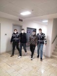 Antalya'da 3 Ayda 5 Araba Soyan 3 Süpheli Yakalandi