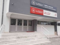 Sarayköy Spor Salonu Bastan Asagiya Yenilendi Haberi
