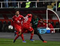 Spor Toto 1. Lig Açiklamasi Denizlispor Açiklamasi 1 - Altinordu Açiklamasi 0