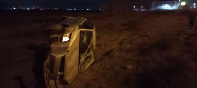 Aydin'da Otomobil Araziye Uçtu Açiklamasi 1 Yarali