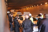 Kocaeli'de 7 Aracin Karistigi Zincirleme Kaza Meydana Geldi