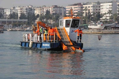 Mersin'de Bir Yilda Denizden Çikan Çöp Dudak Uçuklatiyor