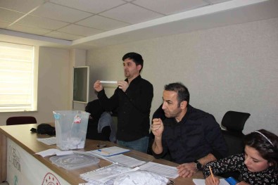 Hakkari'de Kura Çekimi