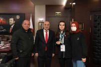 Keçiören Belediye Baskani Altinok, Avrupa Sampiyonu Melis Tetik'i Misafir Etti Haberi
