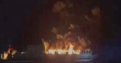 Akdeniz'de panik anları! 288 kişi yanan gemide mahsur kaldı...