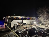 Cenaze Yakinlarini Tasiyan Yolcu Otobüsü Devrildi Açiklamasi 2 Ölü, 27 Yarali