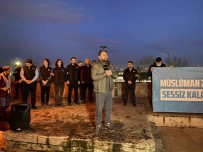 Üsküdar'da MUSTU Gençlik Dernegi Hindistan Ve Dogu Türkistan'daki Zulüm Için Bir Araya Geldi