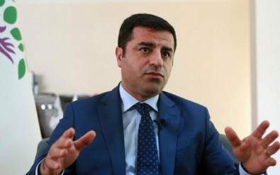HDP'li Demirtaş'a kötü haber! 'cumhurbaşkanına hakaret'ten hapis cezası!