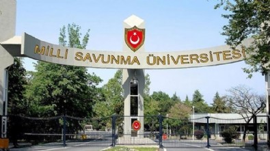 Milli Savunma Üniversitesi'nde dua edilmesi CHP'li medyayı rahatsız etti!
