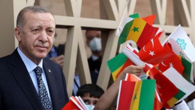 Başkan Recep Tayyip Erdoğan Senegal'de Türk şirketlerin inşa ettiği stadyumun açılış törenine katıldı