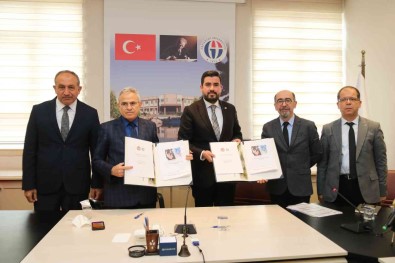 Gazeteciler Ile Iletisimciler GGC Akademi Çatisi Altinda Toplanacak