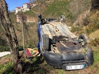 Kontrolden Çikan Araç 50 Metre Yükseklikten Asagiya Uçtu Açiklamasi 2 Yarali