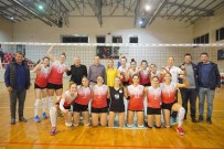 Voleybolda Ayvalikgücü Lige Damgasini Vurdu