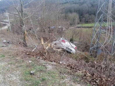 Yalova'da Kazada Yaralanan Sürücü Yasam Savasini Kaybetti