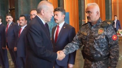 Başkan Erdoğan'ın korumasıydı! Özel Harekat Şube Müdürü Hayrettin Eren Senegal'de geçirdiği kalp krizi sonucu şehit oldu