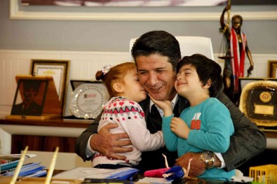 Baskan Genç, Iki Kardesi Unutmadi