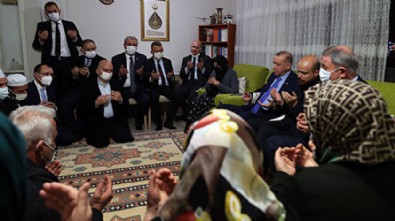 Cumhurbaşkanı Erdoğan'dan şehit Özel Harekat Şube Müdürü Eren'in ailesine taziye