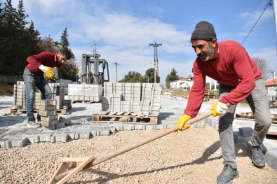 Karesi'de Yol Çalismalari Hizlandi