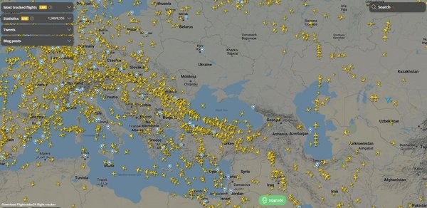 Ukrayna hava sahasını kapattı uçuşlar Türkiye'ye kaydı! Karadeniz'de dikkat çeken hareketlilik: Binlerce kişi o uçağı izliyor.