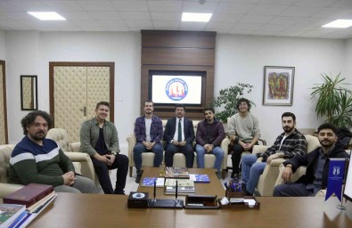 Türk Roket Takimi ABD'de Yarisacak