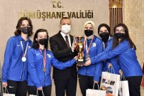 Vali Tasbilek, Türkiye Ikincisi Takimi Konuk Etti