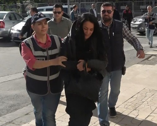 600 Bitcoin karşılığı 30 milyon TL dolandırmıştı! 'Bitcoin Safiye' için istenen ceza belli oldu!