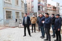 Edremit Belediyesi Dört Koldan Yol Yapiyor