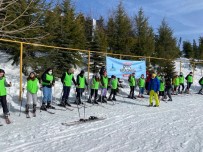 Kartepe'de Gençler Kayak Egitimi Aliyor Haberi