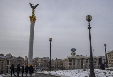 Kiev'de tekrar sirenler çaldı! Şehirden kaçış sürüyor