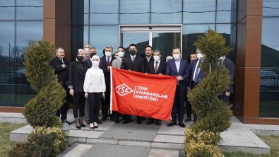 Sahin Açiklamasi 'TSE, Dünya Standartlarini Türk Standardi Olarak Uygulayan Bir Kurulus'