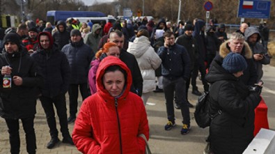AB: Çatışmalar sürerse dört milyon Ukraynalı başka ülkelere sığınabilir
