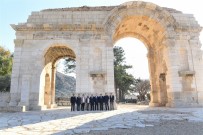 Anavarza'nin Tarihinin Sanilandan Çok Daha Eski Oldugu Ortaya Çikti