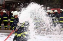 125 Genç Itfaiyecinin Gerçegi Aratmayan Hazirlik Egitimi