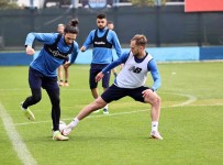 Adana Demirspor'da Yeni Malatyaspor Maçinin Hazirliklari Sürüyor