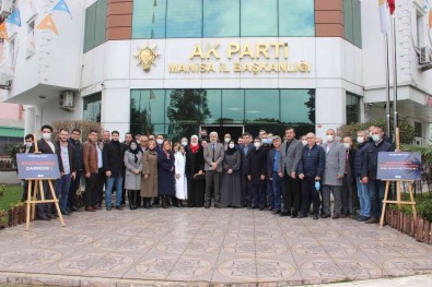AK Parti Manisa Teskilatindan 28 Subat Açiklamasi