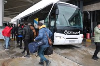 Kizini Ukrayna'da Birakip Türkiye'ye Dönen Baba Açiklamasi 'Kizimdan Haber Alamiyorum'