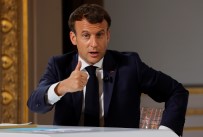 Macron, Putin Ve Zelenskiy Ile Telefonda Görüstü