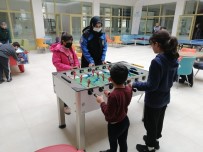 Polis Hem Bilgilendirdi Hem Eglendirdi