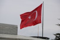 Ukrayna'daki Türkler, Gördüklerini Ve Yasadiklarini Anlatti Açiklamasi 'Rus Uçagi Evimizin Arka Sokagina Düstü'