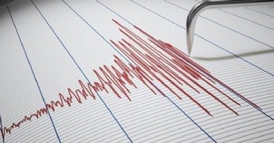 Akdeniz'de 5.1 büyüklüğünde deprem! Birçok ilde hissedildi