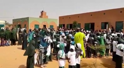 Osmangazi'den 6 Bin 500 Kilometre Öteye Kur'an-I Kerim Ve Bursaspor Formasi