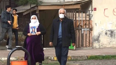 Evlat Nöbetinin 886'Nci Gününde 258'Inci Aile Nöbete Katildi