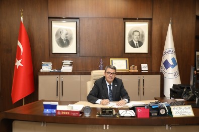 PAÜ'den Her Yil 5 Ögretim Üyesi Los Angeles'ta Arastirma Firsatina Sahip Olacak