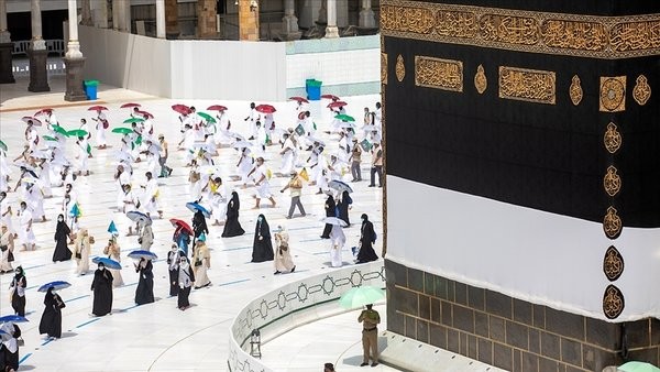 Suudi Arabistan'dan yeni karar! İşte umre ziyareti için gerekli şartlar...