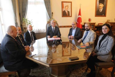 100 Yillik Tarih Sanal Kütüphaneye Tasiniyor