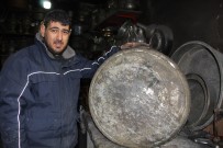 Ata Yadigari Yaklasik 200 Yillik 'Sini' Buldu Açiklamasi Elden Geçirdikten Sonra Paha Biçemiyor