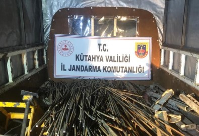 Kütahya'da Insaat Malzemesi Hirsizligina 2 Tutuklama