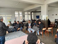 Simav'da Çiftçi Bilgilendirme Toplantisi