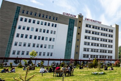 Giresun Üniversitesi'nde yangın paniği!